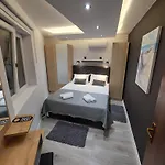Modern For Two In Apartmán Kaštela