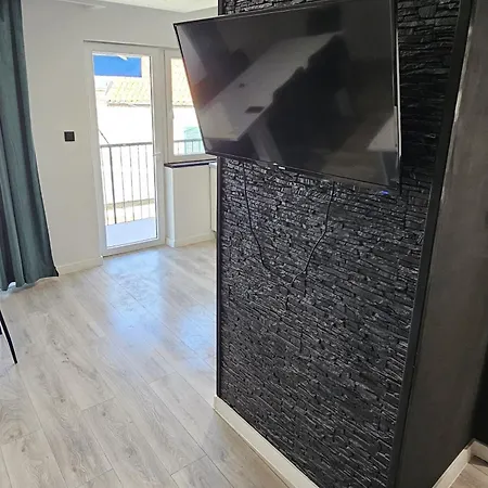 Modern For Two In Appartamento Kaštela